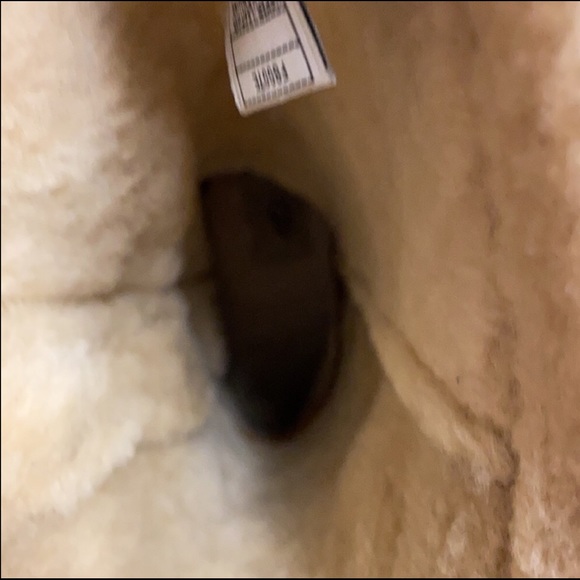 Ugg Sandra Boots. Size 9 - Picture 10 of 11